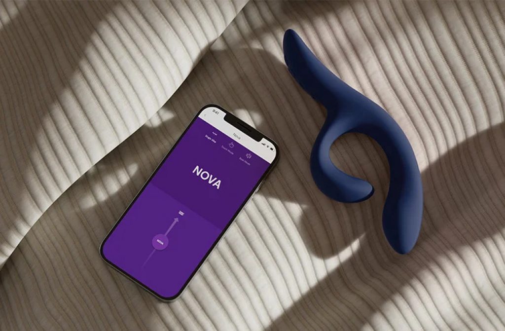 We-Vibe Nova 2 Rabbit Vibrator